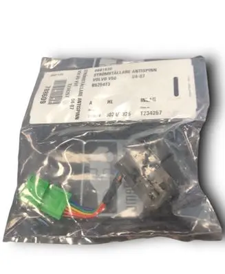Volvo V50 12 V Socket (rear) 8686026