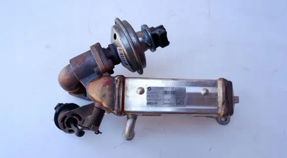 BMW X3 E83 EGR valve cooler 7805717