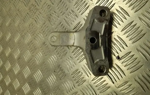 Hyundai Kona I EGR valve cooler bracket 1904058