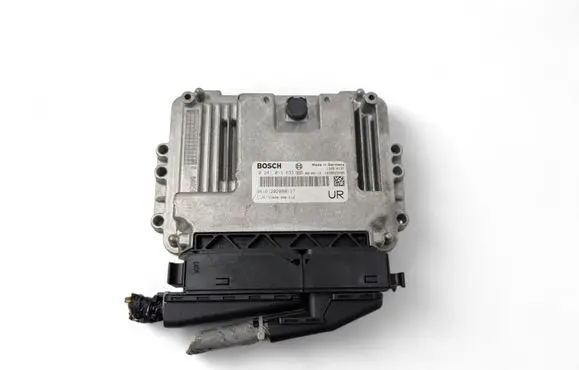 Honda CR-V Engine control unit/module ECU 0281013633 37820-R06-E16