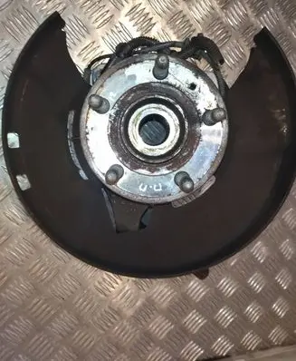 Opel Insignia A Front wheel hub