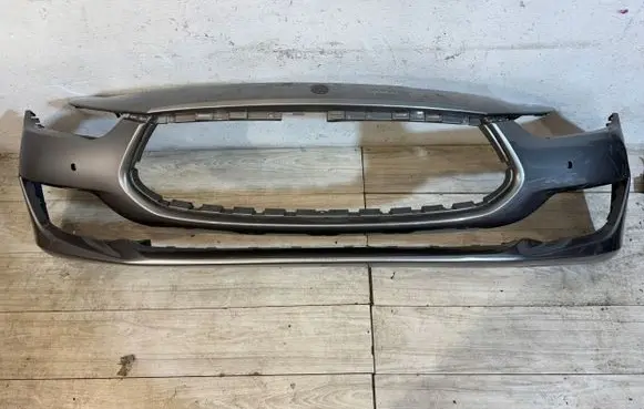 Maserati Ghibli Front bumper 670097560