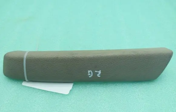 Audi Q7 4L Rear door handle trim P0110566