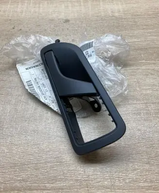 Skoda Fabia Mk1 (6Y) Rear door interior handle 6Y6839221 6Y6839247