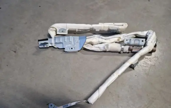Isuzu D-Max Roof airbag