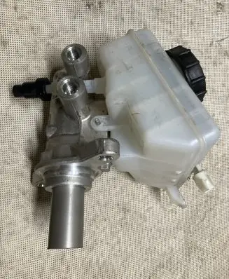 Jaguar F-Pace Master brake cylinder 03350885651
