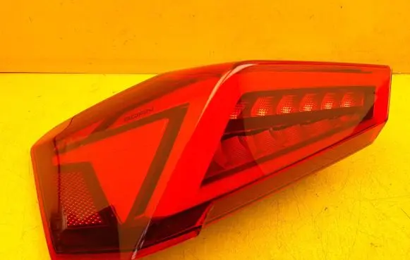 Cupra Born Rear/tail lights 10E945095A
