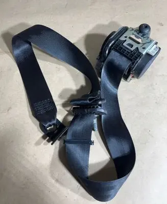 Ford Turneo Courier Front seatbelt 041217970 ET76A61295AE 626158700