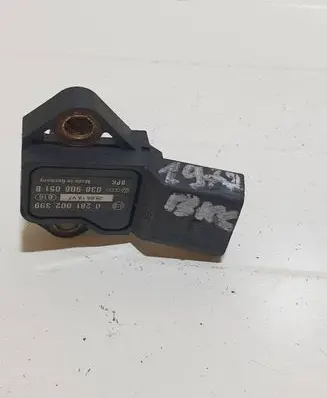 Volkswagen Golf V Air pressure sensor 0281002399 038906051B