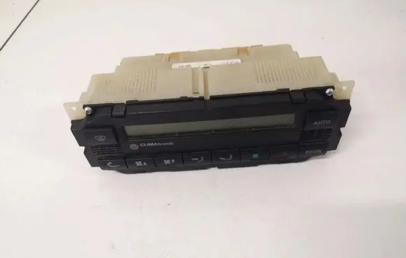 Volkswagen PASSAT B5 Climate control unit 1J1907044 5HB007617-00