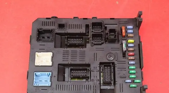 Peugeot 407 Fuse box set 281189056A