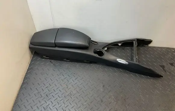 BMW 6 E63 E64 Armrest 7009308