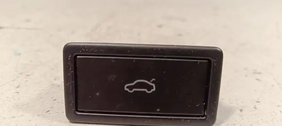 Volkswagen Touareg III Tailgate opening switch 3G0959831