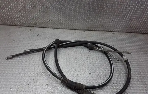 Handbrake/parking brake wiring cable