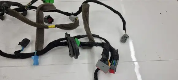 Volvo V60 Front door wiring loom 31275415