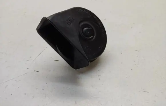 BMW 1 E81 E87 Horn signal A046522 E30055306