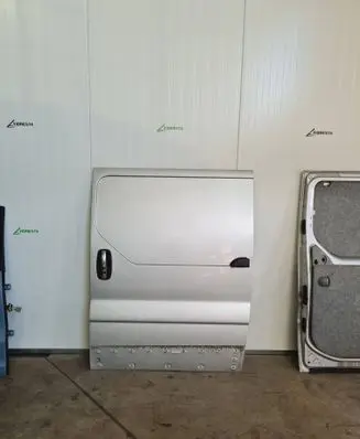 Opel Vivaro Side sliding door 