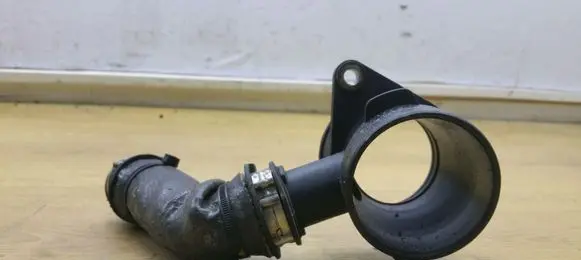 Ford Fiesta Turbo air intake inlet pipe/hose AV219C623AE