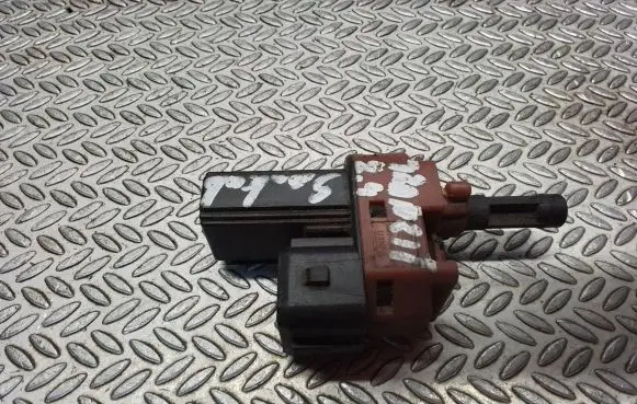 Clutch pedal sensor