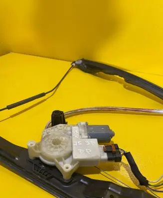 Peugeot 308 Front door electric window regulator 9678189780