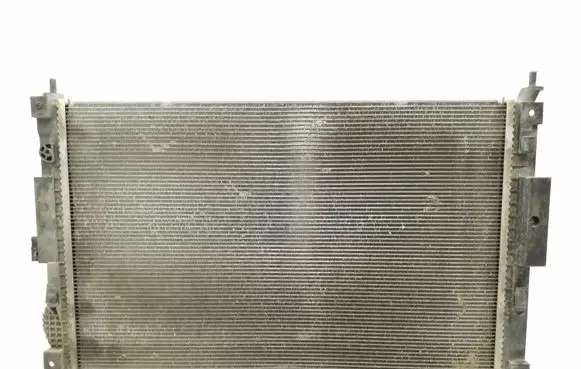 Citroen C4 II Picasso Coolant radiator P967574798001 9675747980