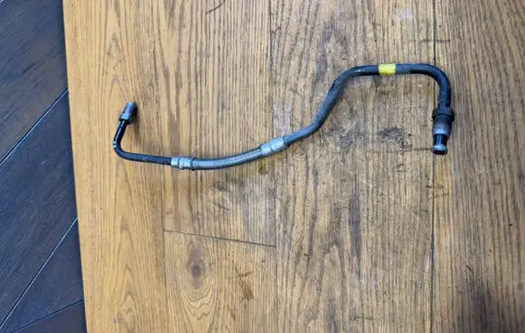 Opel Vivaro Brake vacuum hose/pipe 