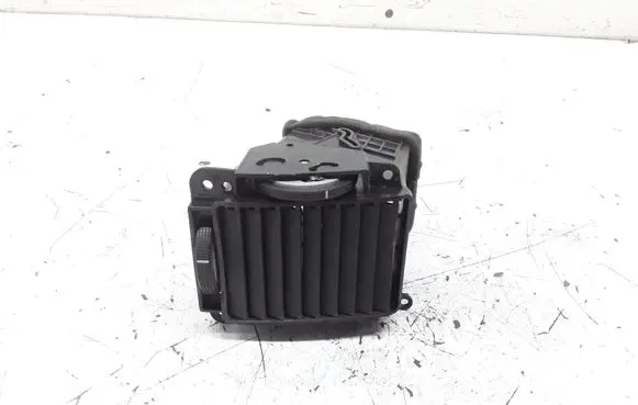 Hyundai Getz Dashboard side air vent grill/cover trim 
