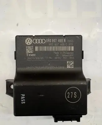 Audi A4 S4 B8 8K Gateway control module 8R0907468N 8R0907468C