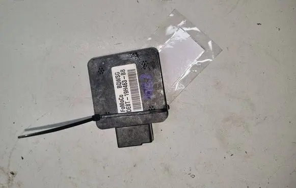 Ford Focus Rain sensor DE8T19H463BB