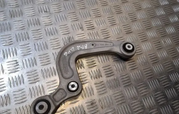 Audi A4 S4 B9 Rear upper control arm/wishbone 8W0505324F