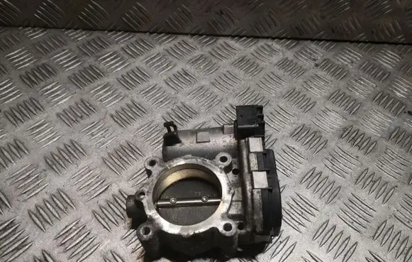 Mercedes-Benz CLA C117 X117 W117 Throttle valve 2701410025 A2701410025
