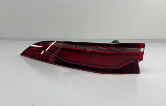 Jaguar F-Pace Rear/tail lights MK8313405AD