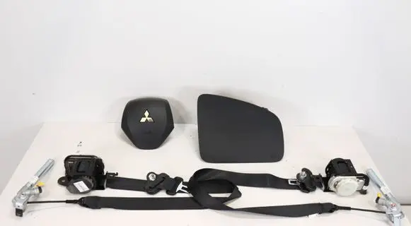 Mitsubishi Space Star Airbag set with panel 7030A274XA 7030A322XA 6221374