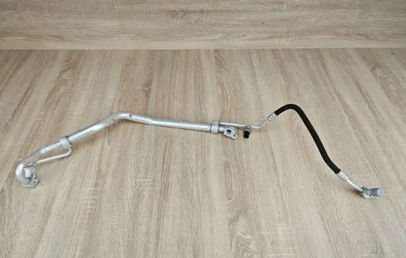BMW X4 G02 Air conditioning (A/C) pipe/hose 9868407