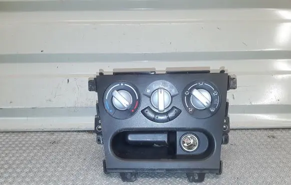 Opel Agila B Climate control unit
