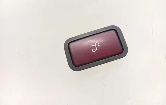 Mercedes-Benz R W251 Tailgate/boot open switch button 2118219551 31020302