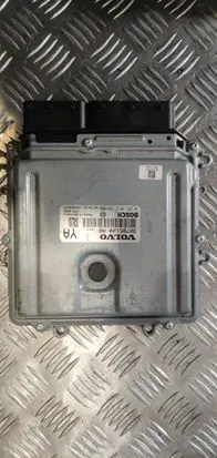 Volvo V70 Engine control unit/module 30785100