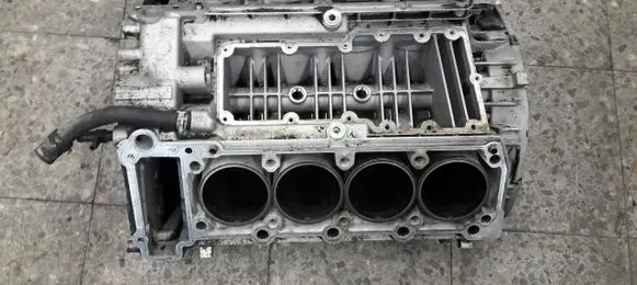 Mercedes-Benz ML W163 Engine block 628963