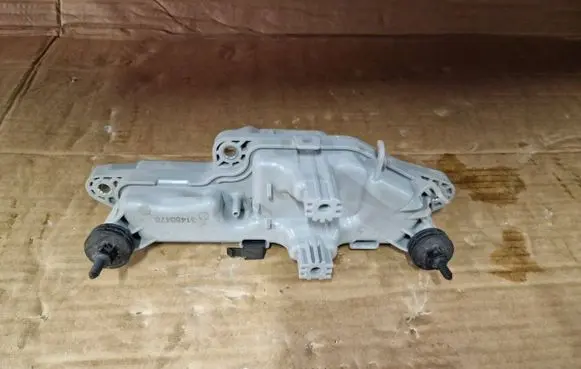 Volvo XC90 Turbo system vacuum part 31480478
