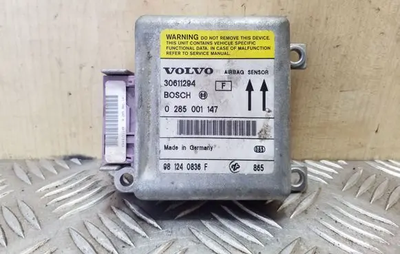 Volvo S40, V40 Airbag control unit/module 30611294F 0285001147