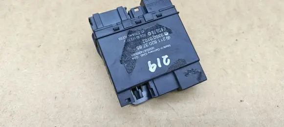 Mercedes-Benz CLS C219 Keyless (KESSY) go control unit/module 2118203785