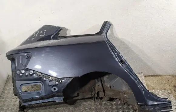 Toyota Avensis T270 Rear quarter panel 6160105110
