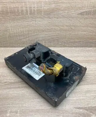 Chrysler Voyager Central body control module P05034199AD P05034198AF