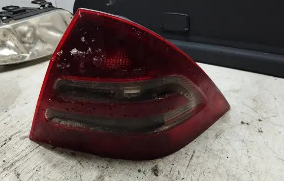 Mercedes-Benz C W203 Rear/tail lights