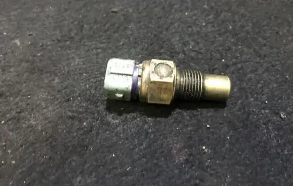 Peugeot 405 Coolant temperature sensor 336401