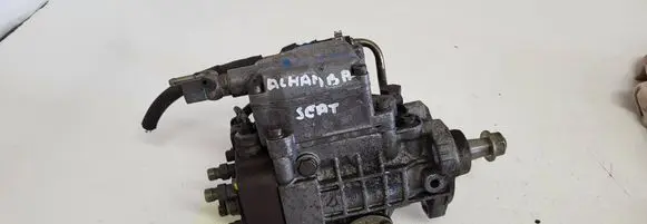 Seat Alhambra (Mk1) Fuel injection high pressure pump 028130115B