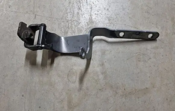 Audi A7 S7 4G Tailgate/trunk/boot hinge 4G8827300