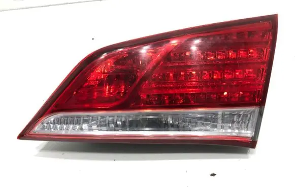 Hyundai i40 Rear/tail lights 92404-3Z300