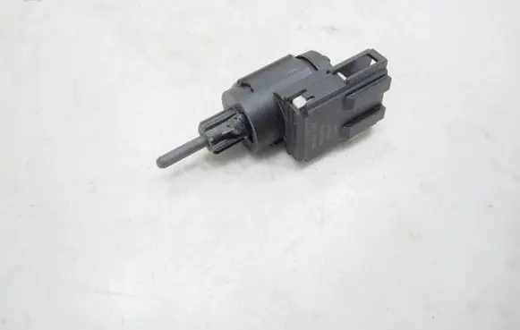 Audi A6 S6 C6 4F Brake pedal sensor switch 3B0945511C 19322010 13401