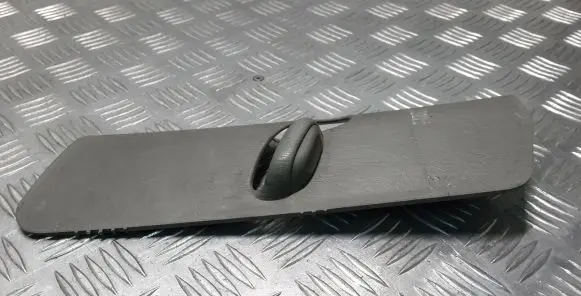Toyota Avensis T250 (B) pillar trim (top) 4838039